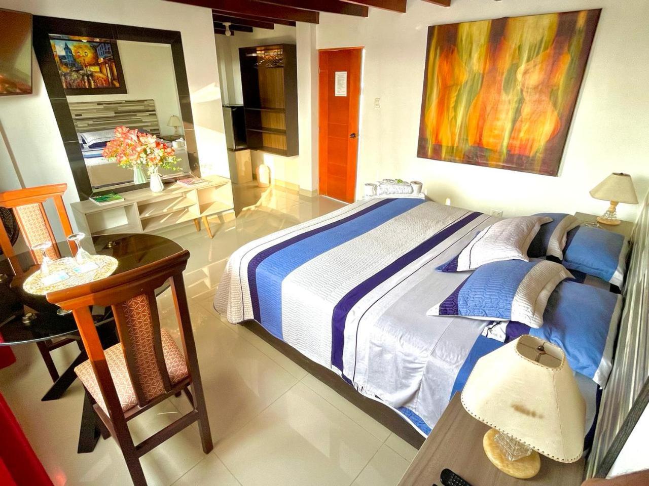 Hostal Ocean Pacifico Пунта Негра Екстериор снимка