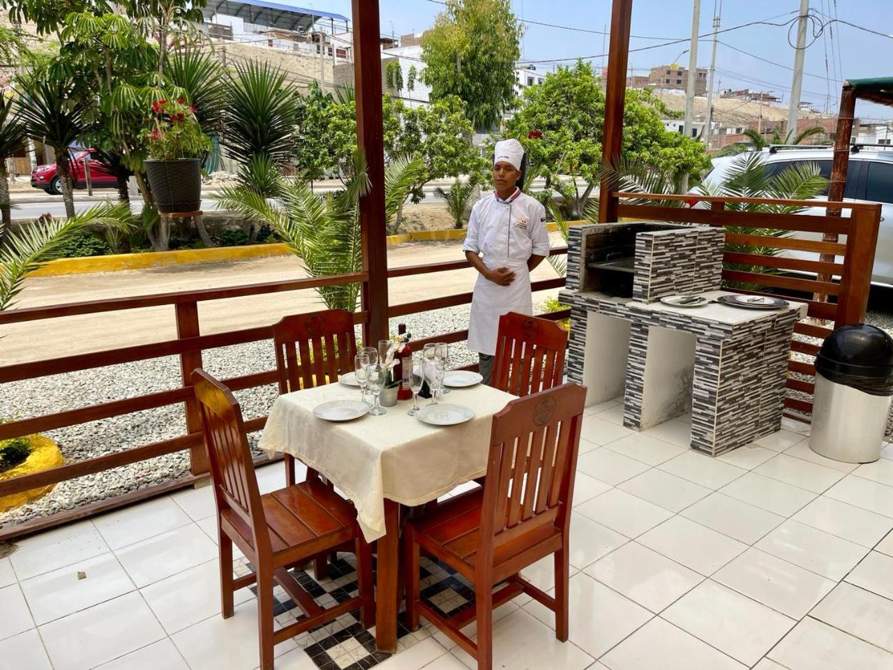 Hostal Ocean Pacifico Пунта Негра Екстериор снимка