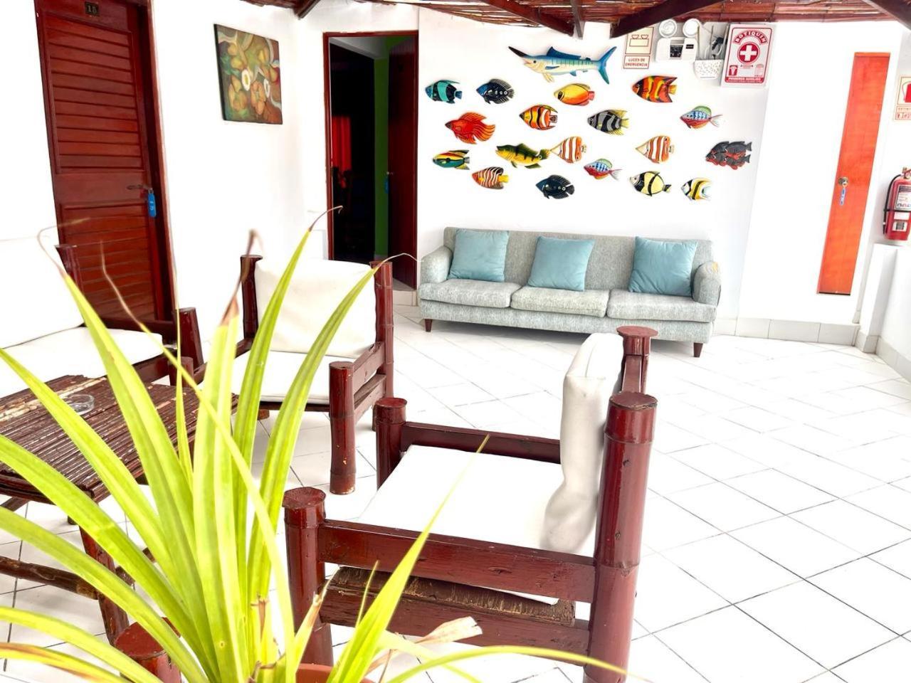 Hostal Ocean Pacifico Пунта Негра Екстериор снимка